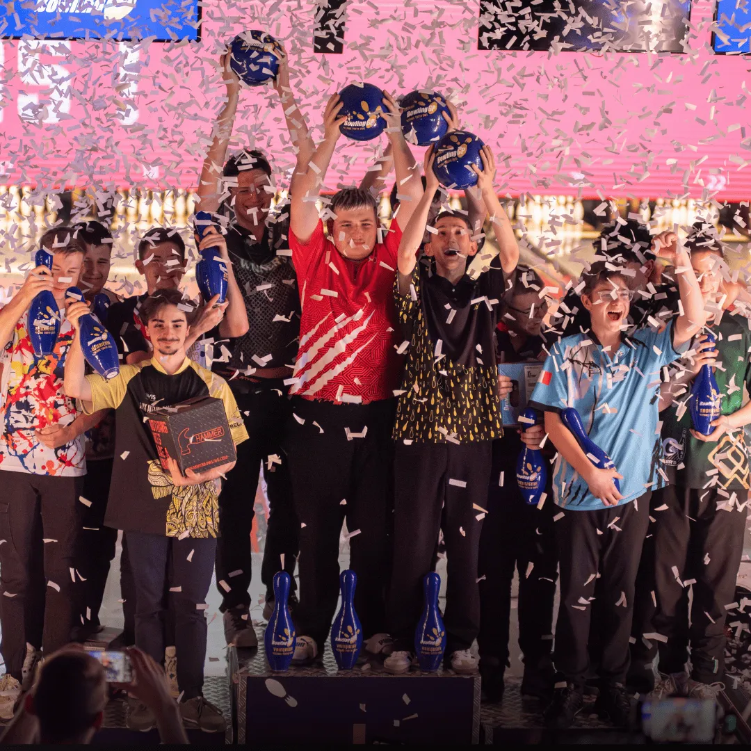 Young international bowling teams competing during the BowlingGP 4Teams Jeune tournament at Bowling Plaza Reims Thillois.