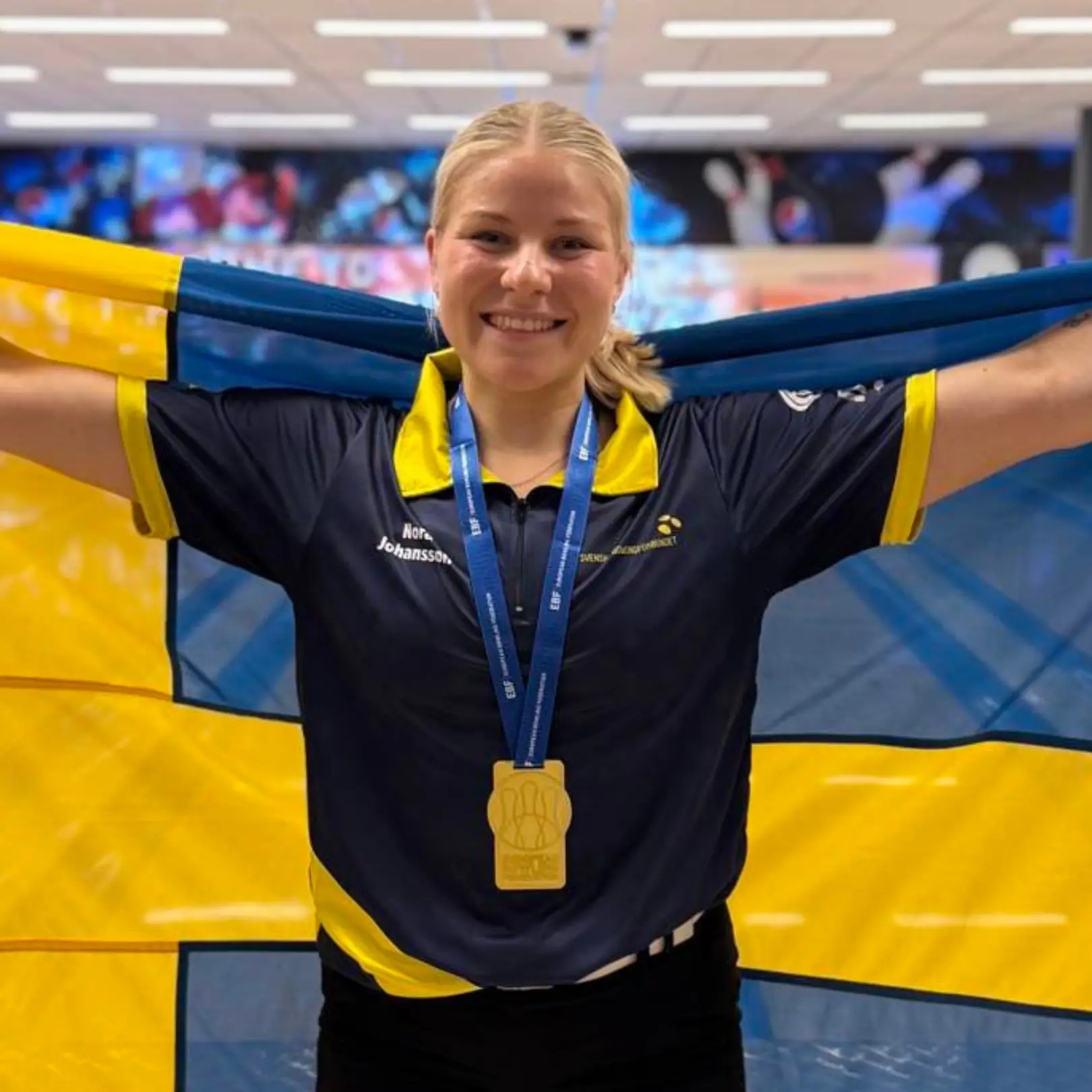 Nora Johansson competing during her European singles gold medal run in Odense
